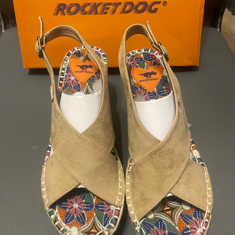 Tan suede wedge Sandals